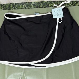 Shade & Shore Black Bikini Bottoms with Attached Wrap Skirt White Edging NEW!